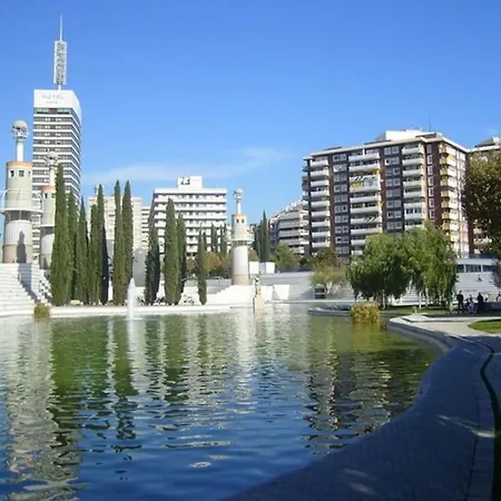 Bcn Central-atico Sants דירה ברצלונה
